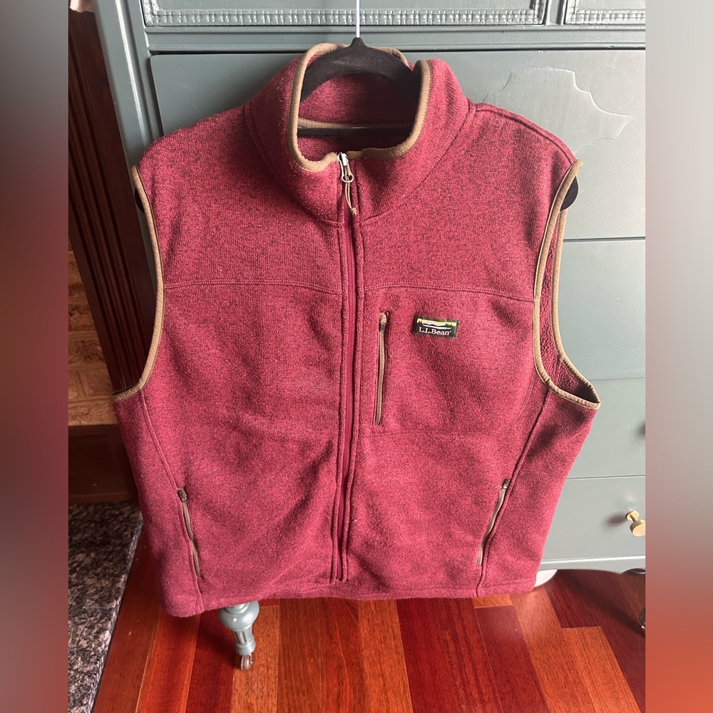 LL Bean Burgundy Fleece Vest